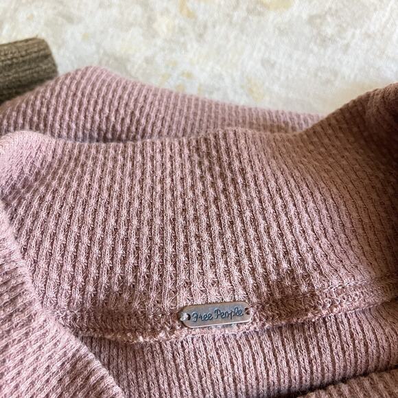 Free People Medium Crochet Sleeves Thermal Brown Boho Bohemian Fall Autumn - Picture 3 of 6